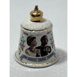 1977 BELL Queen‎ Elizabeth's Silver Jubilee Ceramic England Souvenir